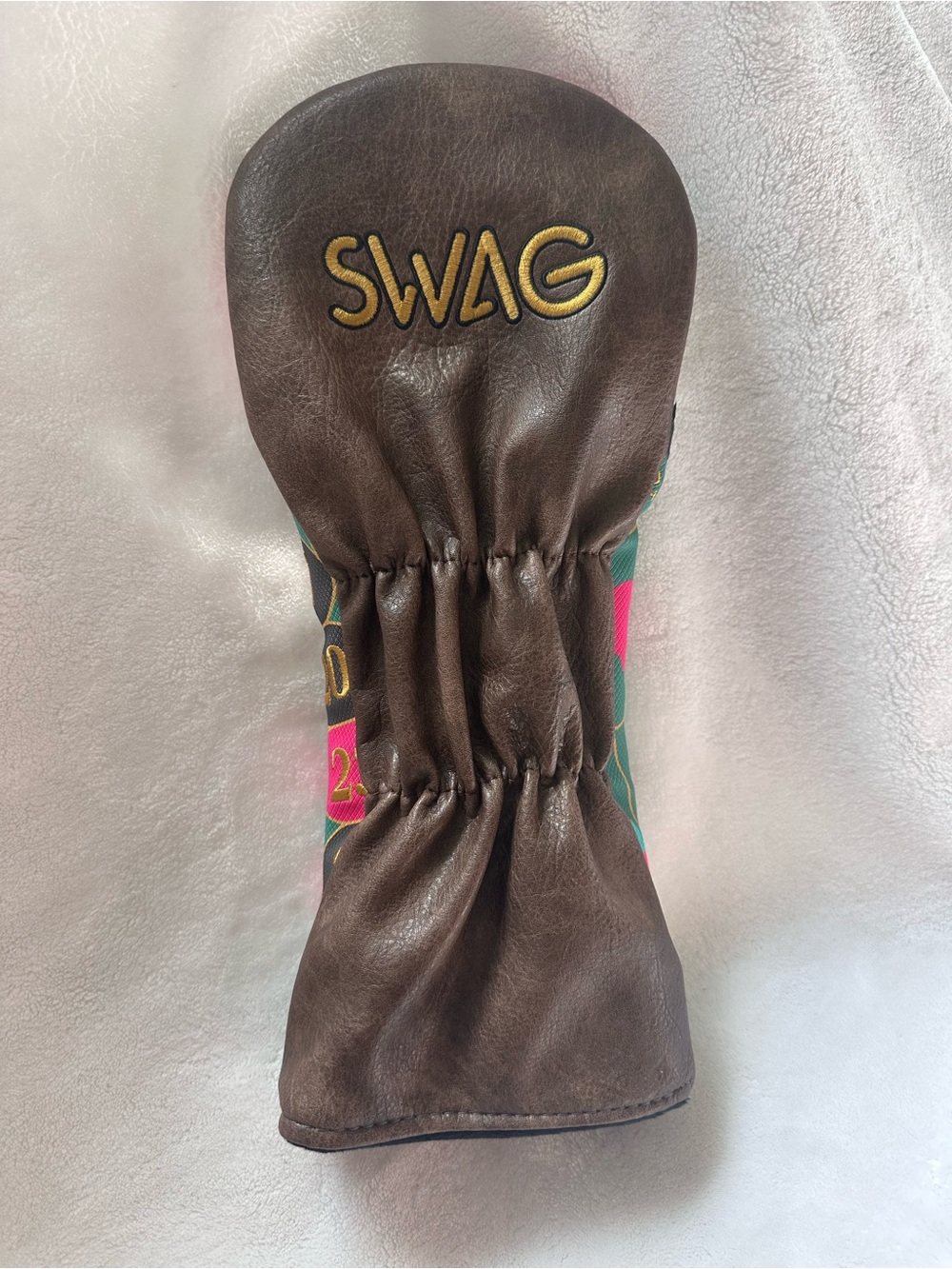 NEW SWAG Golf “Let It Ride” Roulette Driver Headcover – Limited Editio - Picture 2 of 2